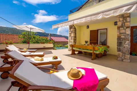 Novi Vinodolski, Tribalj, Najam Ville s wellnessom i bazanom