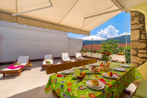 Novi Vinodolski, Tribalj, Najam Ville s wellnessom i bazanom