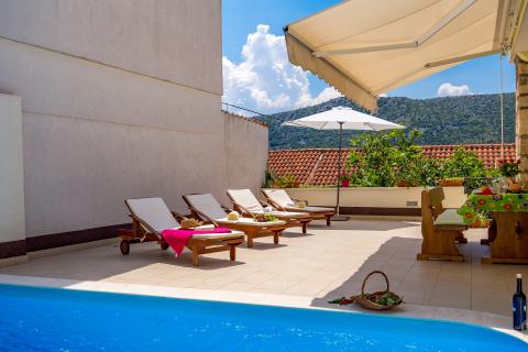 Novi Vinodolski, Tribalj, Najam Ville s wellnessom i bazanom