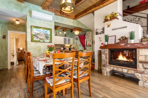 Novi Vinodolski, Tribalj, Najam Ville s wellnessom i bazanom