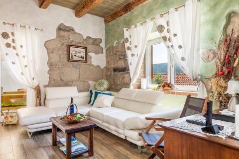 Novi Vinodolski, Tribalj, Najam Ville s wellnessom i bazanom