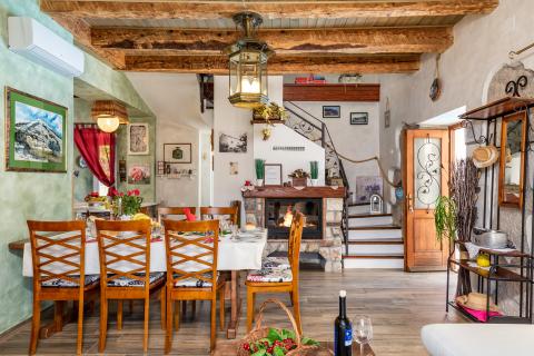 Novi Vinodolski, Tribalj, Najam Ville s wellnessom i bazanom