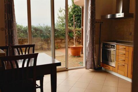 OPATIJA, Ičići - Kuća sa 4 stambene jedinice, pogledom na more i parkingom