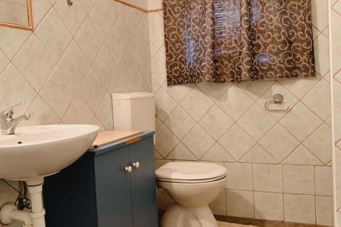 OPATIJA, Ičići - Kuća sa 4 stambene jedinice, pogledom na more i parkingom