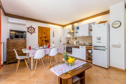 Huis Pinezići, Krk, 410m2