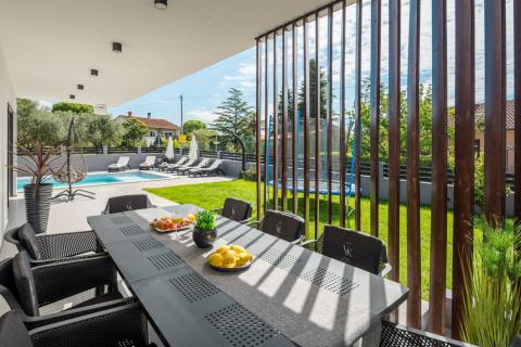 Istra, Marčana okolica, moderna kuća sa pogledom na more