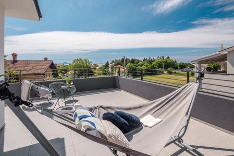 Istra, Marčana okolica, moderna kuća sa pogledom na more