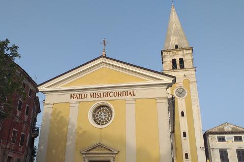 ISTRA,Buje,stan u centru za adaptaciju