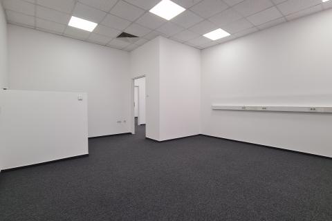 Офисное помещение Buzin, Novi Zagreb - Istok, 1.300m2