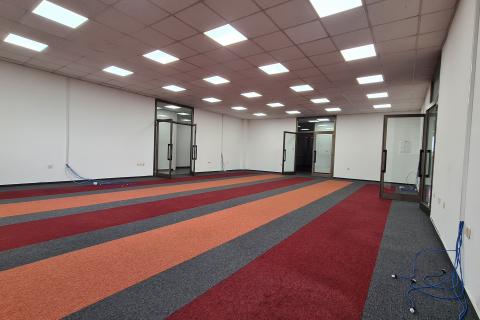 Офисное помещение Buzin, Novi Zagreb - Istok, 1.300m2