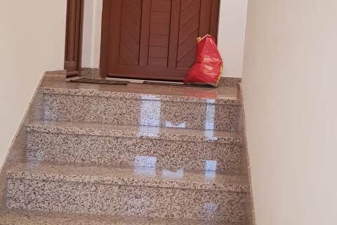 Istra,Tar,2 stana-105m2 +2parkinga+vrt