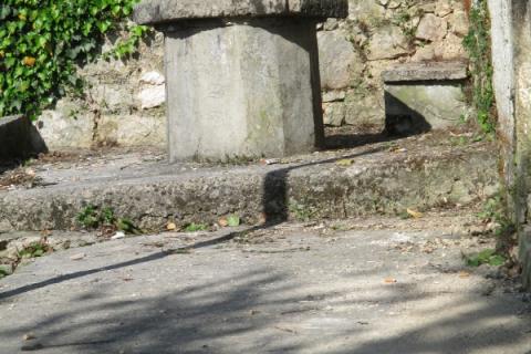 Vinodolska Općina, Bribir, građevinsko zemljište 1100m2 s ruševinom