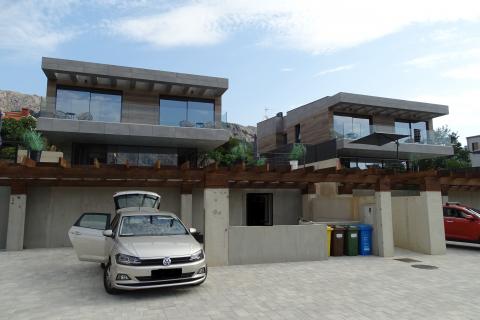 BAŠKA - ekskluzivna kuća s bazenom