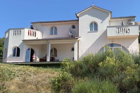 Huis Jurandvor, Baška, 400m2