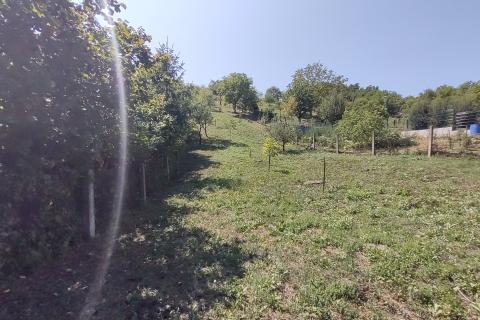 Perjavica, Podsused - Vrapče, 1.400m2