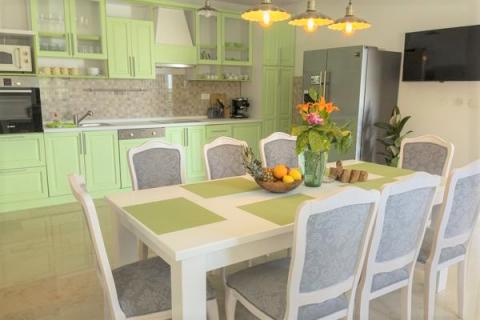 Opatija, okolica - prekrasno imanje s bazenom