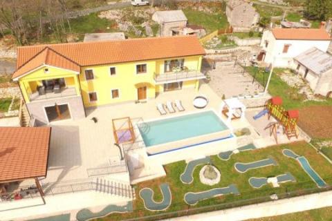 Opatija, okolica - prekrasno imanje s bazenom