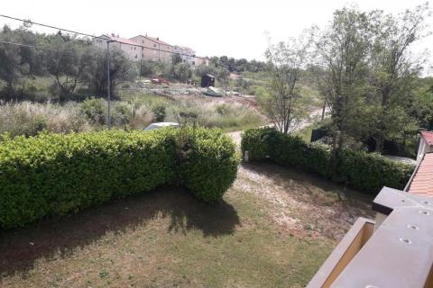 ISTRA,Samostojeća kuća u predgrađu Umaga