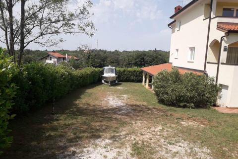 ISTRA,Samostojeća kuća u predgrađu Umaga