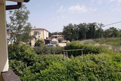 ISTRA,Samostojeća kuća u predgrađu Umaga