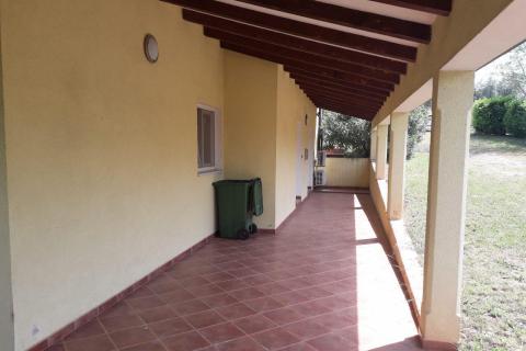 ISTRA,Samostojeća kuća u predgrađu Umaga