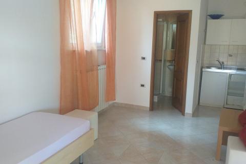 ISTRA,Samostojeća kuća u predgrađu Umaga