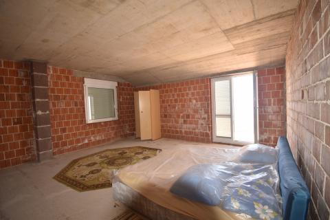 Novi Vinodolski, Building with 6 apartments, garage, beautiful panorama seaview