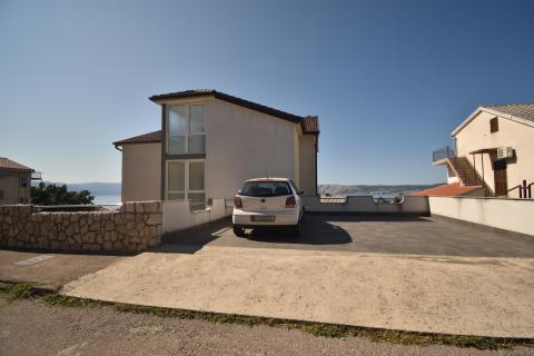 Novi Vinodolski, Building with 6 apartments, garage, beautiful panorama seaview