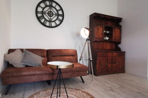 Rijeka, Martinkovac, Iznajmljuje se 1S+DB modernog dizajna s okućnicom 