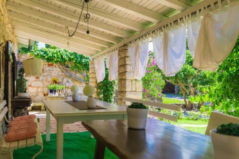 Istra, Umag jedinstveno, impozantno imanje 1.red do mora , rijetkost na tržištu