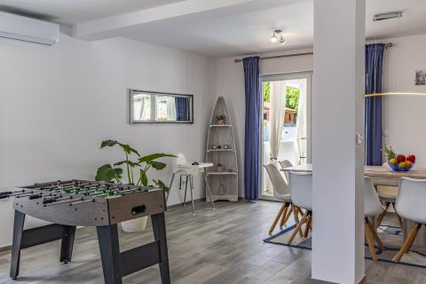 ISTRA, MARČANA, nova hiša z bazenom, garaža