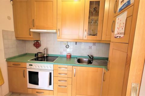 Istra, Umag, Zambratija, komforni stan na prvom katu sa garažom i panoramskim pogledom na more i grad