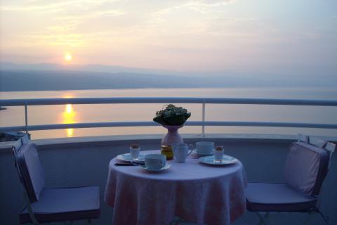 Opatija - stan s apartmanom na mirnoj lokaciji, pogled