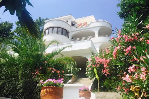 OPATIJA - STAN U PRIZEMLJU + APARTMAN, ROH BAU