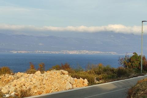 Otok Krk- Vrbnik, građevinski teren 1600m2 sa pogledom na more