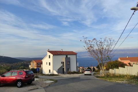 Otok Krk- Vrbnik, građevinski teren 1600m2 sa pogledom na more