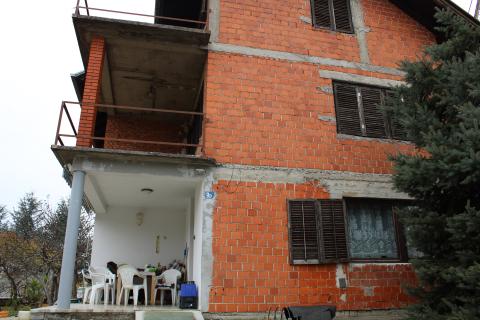 Velika Gorica, Kurilovec, obiteljska kuća površine 280 m2, okućnica 3.670 m2