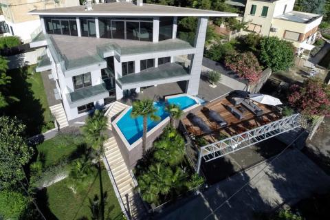 House Opatija - Centar, Opatija, 758m2