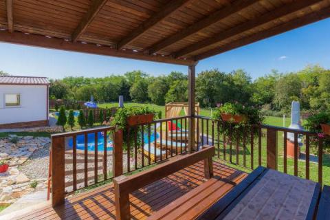 Kringa, Tinjan, 7.455m2