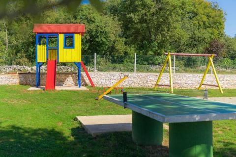 Kringa, Tinjan, 7.455m2