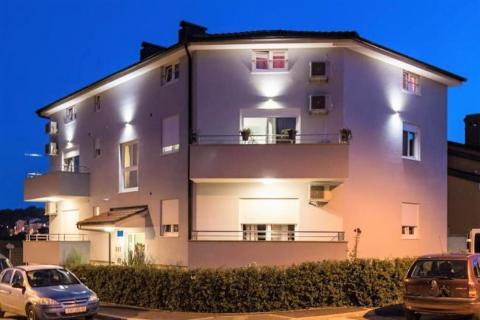 Дом Valdebek, Pula, 320m2