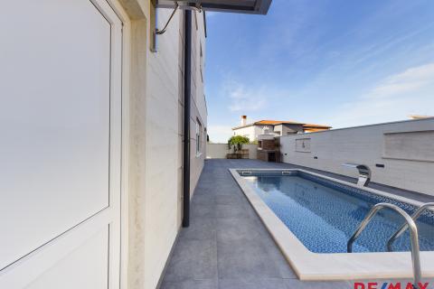 Haus Galižana, Vodnjan, 400m2