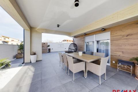 Haus Galižana, Vodnjan, 400m2