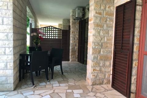 Hiša Pješčana Uvala, Medulin, 450m2