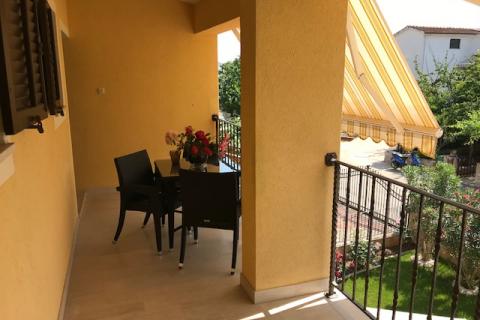 Hiša Pješčana Uvala, Medulin, 450m2