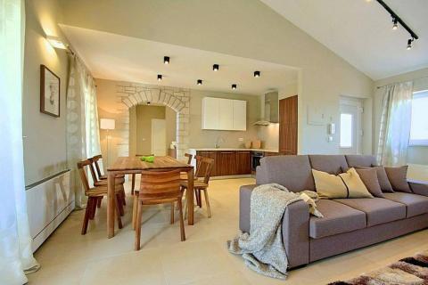 Poreč okolica, kuća s bazenom i pogledom na more