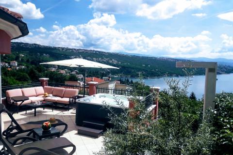 House Opatija - Centar, Opatija, 450m2