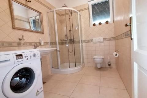 House Opatija - Centar, Opatija, 450m2