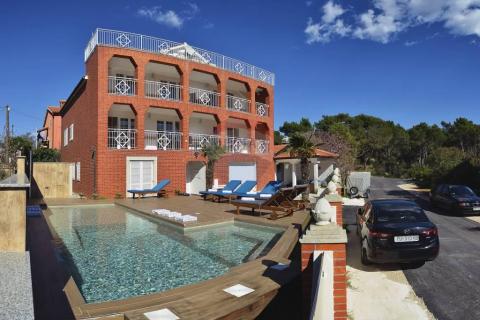 ISTRA ,POMER, Moderna kuća 150 m od mora