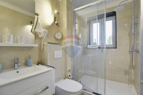 ISTRA ,POMER, Moderna kuća 150 m od mora